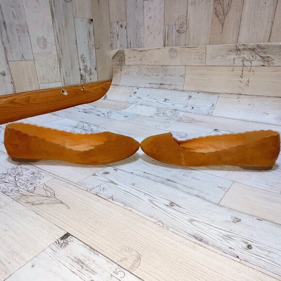 Guilty Soles Daniella Tan Scalloped  Flat - Picture 3 of 4